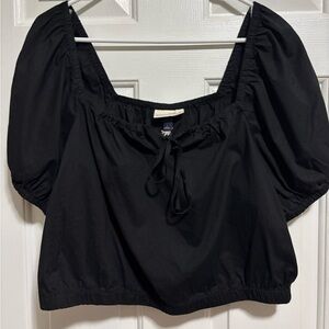 Universal Thread Black Puff Sleeve Crop Blouse